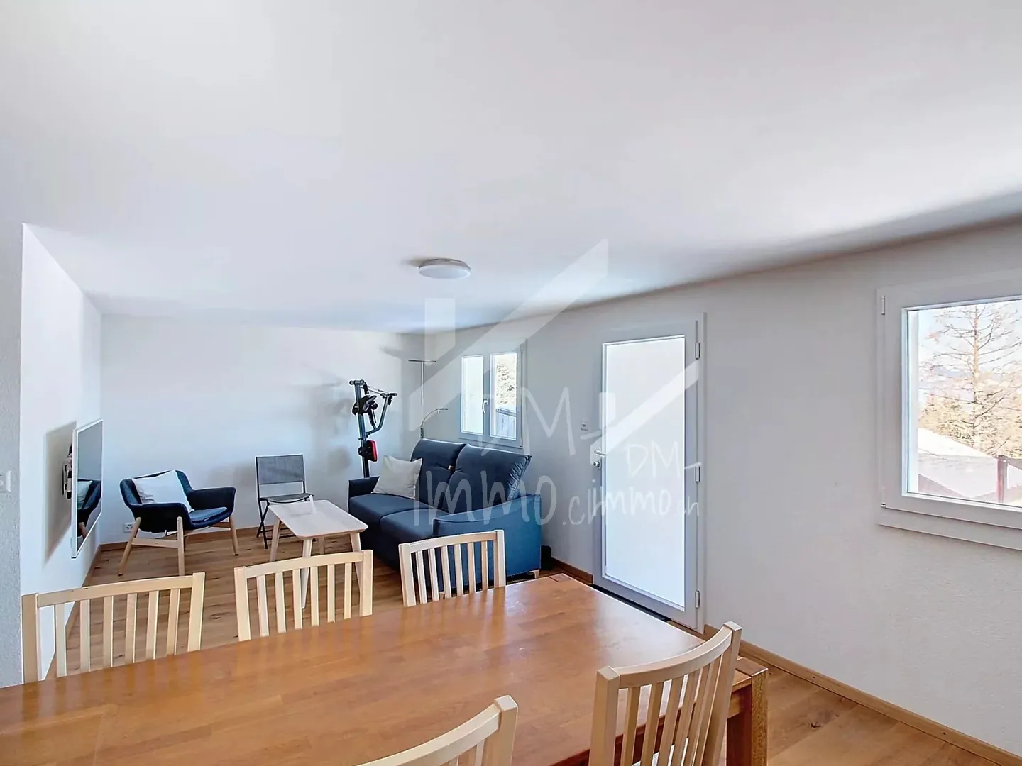 Magnificent renovated chalet with studio - Sale to foreigners possible - Photo 10 of 13