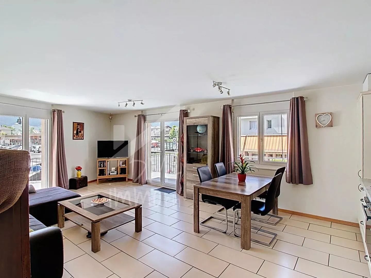 Bell'appartamento 3,5 p, grande terrazza, centro di Fully - Foto 1 di 7