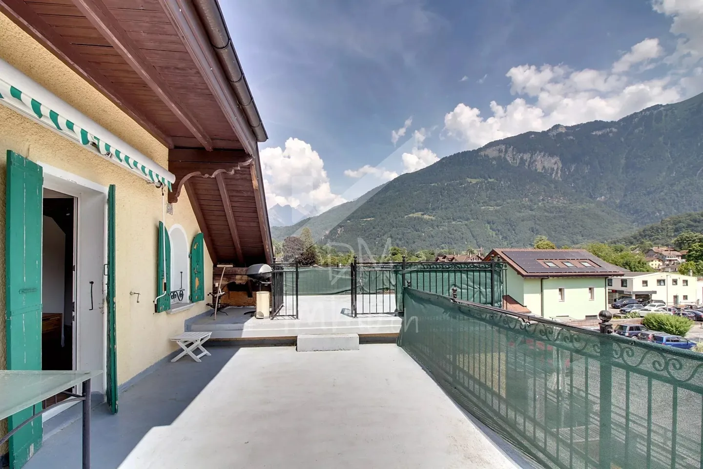 Immeuble rendement 5 lots + terrain à bâtir 4 appartements - Foto 1 von 10