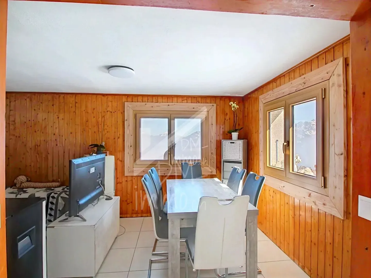 Chalet in Giettes with a magnificent view - Photo 3 of 9