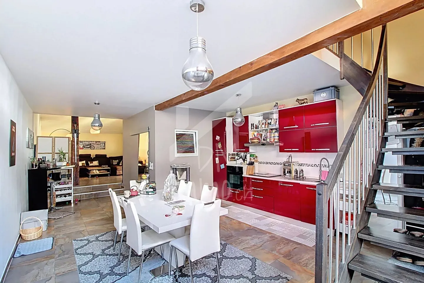 Immeuble de rendement 9 lots, excellent état, proche centre - Photo 1 of 9