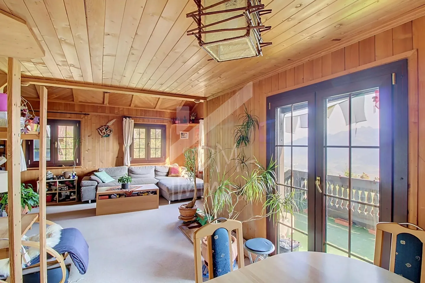 Log cabin, view of Lake Geneva and mountains - Sale to foreigners OK - Photo 3 of 13