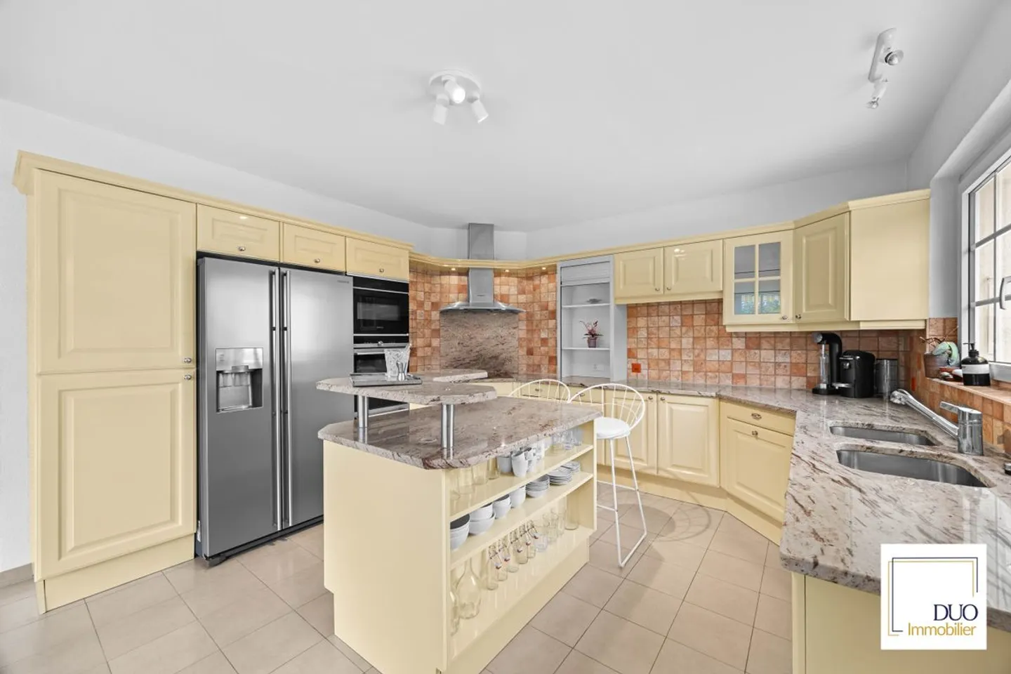 Large spaces for the whole family - Photo 9 of 10