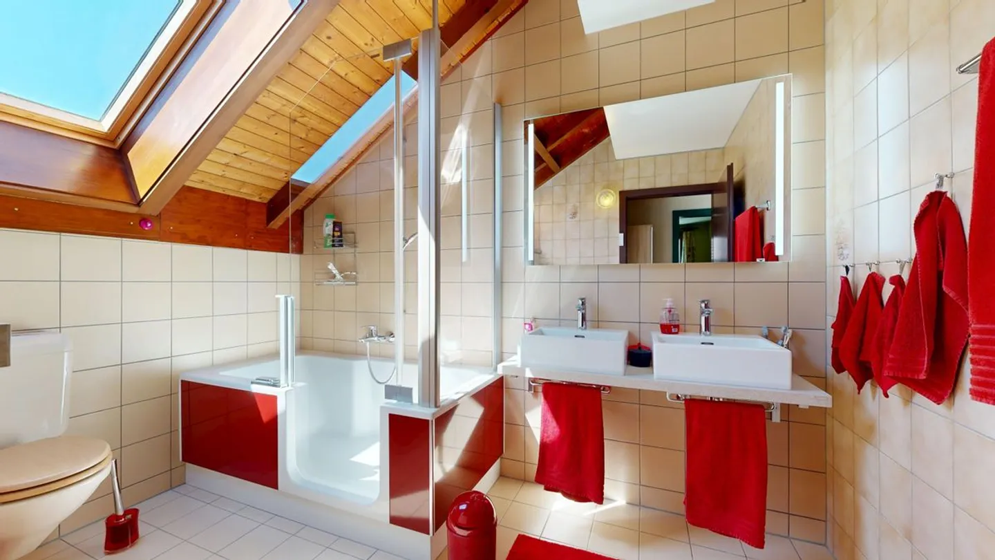 Charming Villa with Alpine Views - Photo 7 of 8