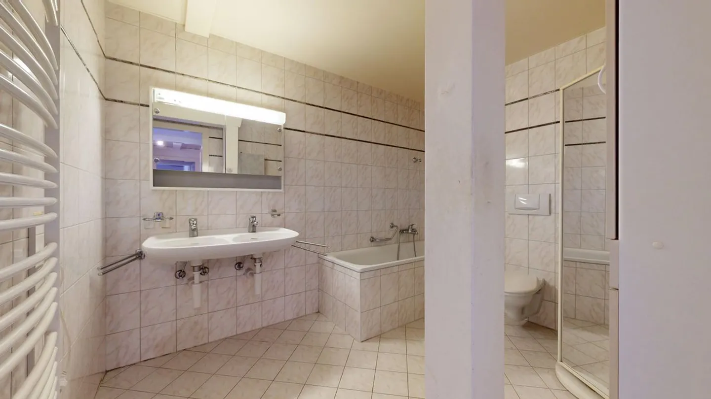 Charming penthouse with lake view in Blonay (VD) - Photo 9 of 10