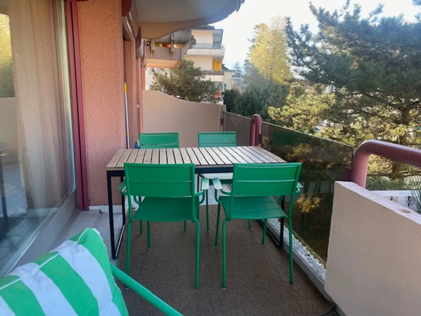 Appartement spacieux avec vue sur le lac - Photo 12 sur 12