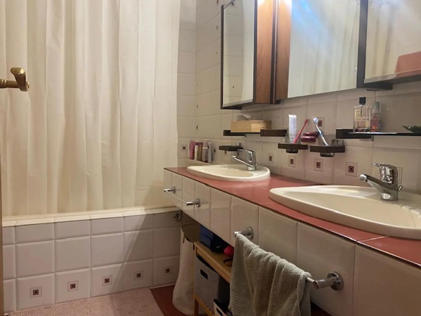 Appartement spacieux avec vue sur le lac - Photo 11 sur 12