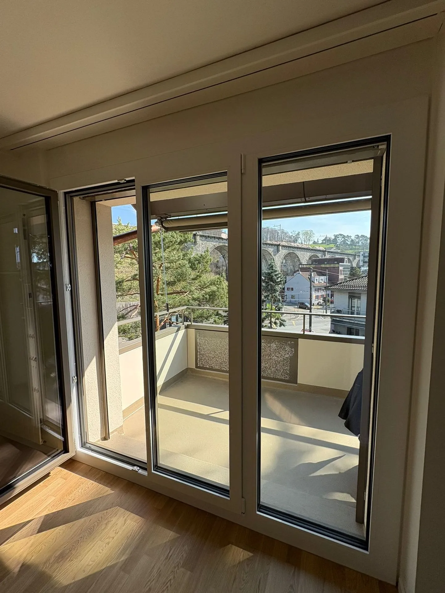 Magnifico 3.5 locali nuovo a Pully - Visita in loco sabato 18 aprile 2026 dalle 14:00 alle 15:00 - Foto 8 di 8