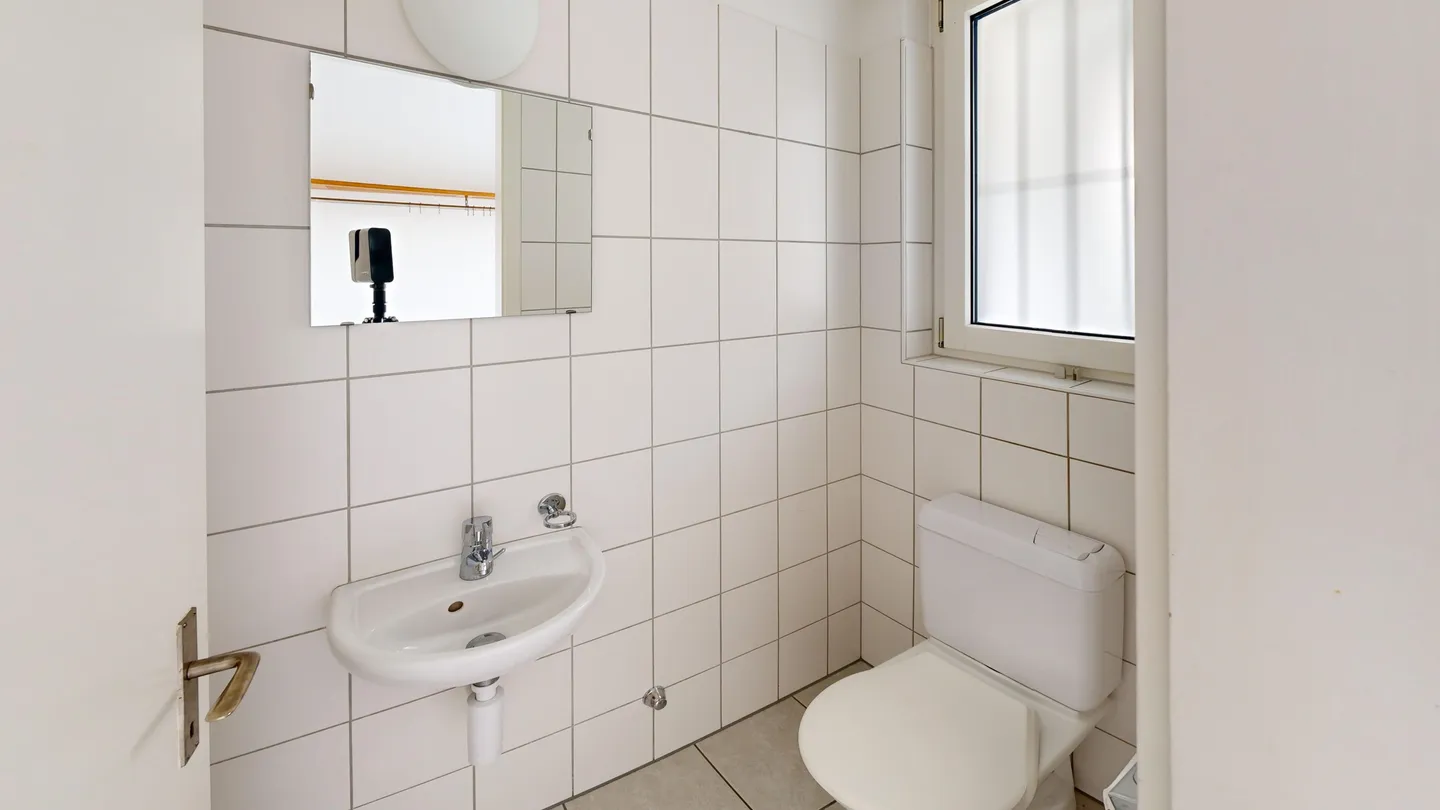 4.5-Zi.-Reiheneckhaus in Krauchthal mit Renditepotenzial - Photo 7 of 12