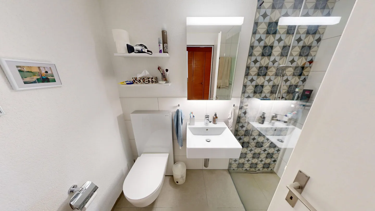 2.5-Zimmer-Wohnung mit Seesicht in Gunten - Foto 10 di 13