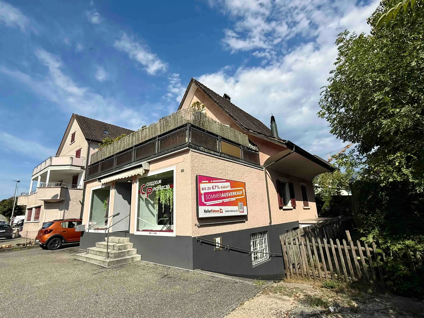 Maison de 6,5 pièces avec part commerciale à vendre à Zuchwil - Photo 1 sur 12