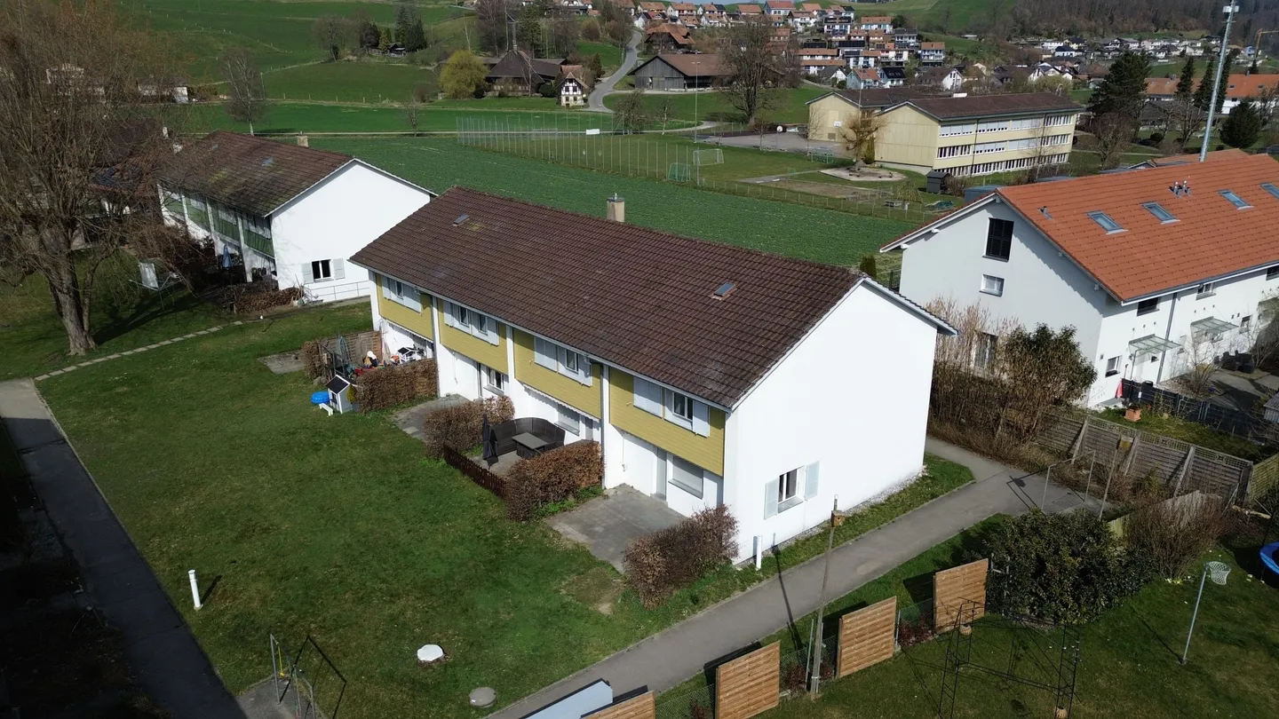 4.5-room terraced house with garden in Krauchthal - Photo 10 of 11