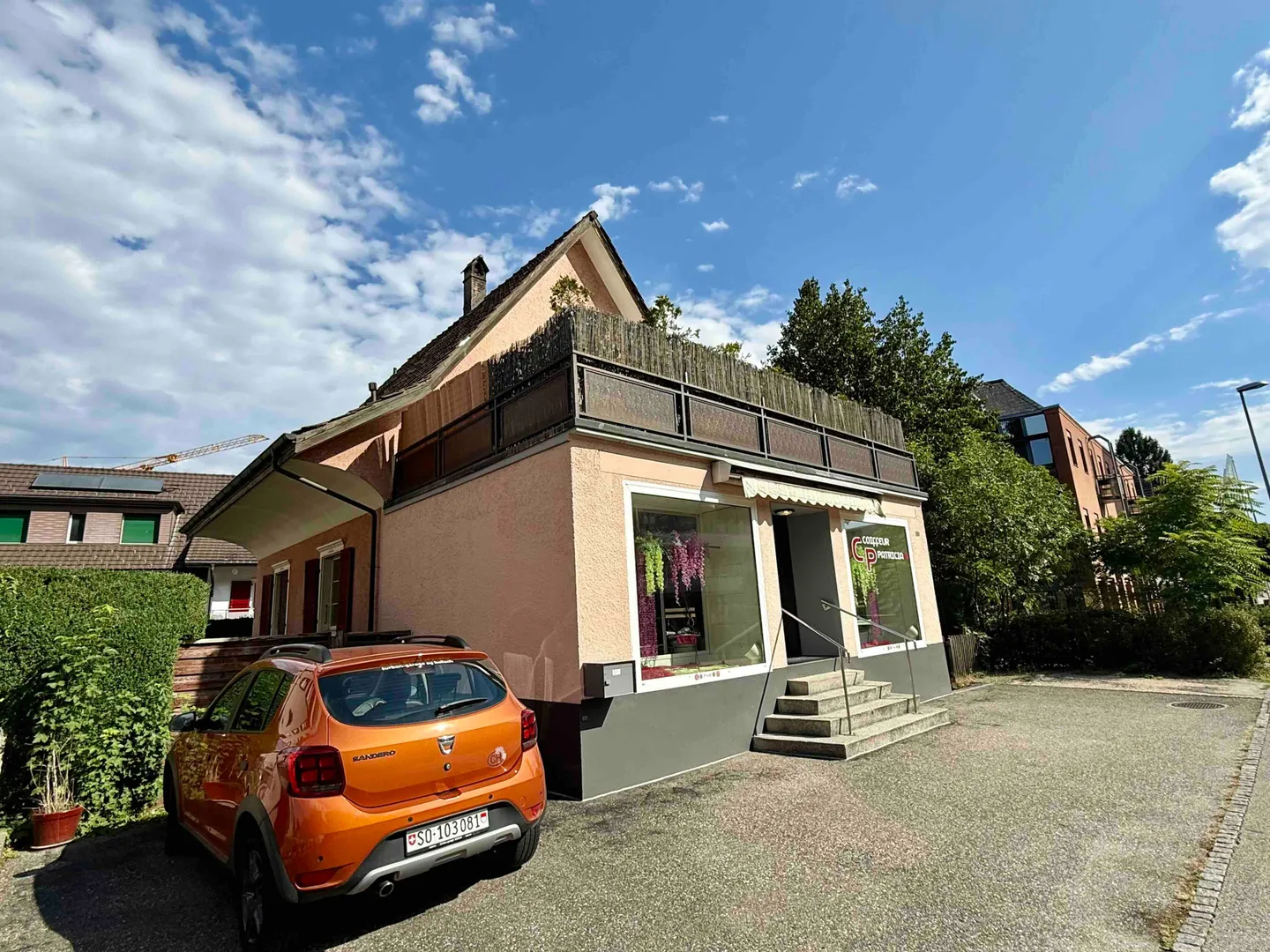 Maison de 6,5 pièces avec part commerciale à vendre à Zuchwil - Photo 2 sur 12