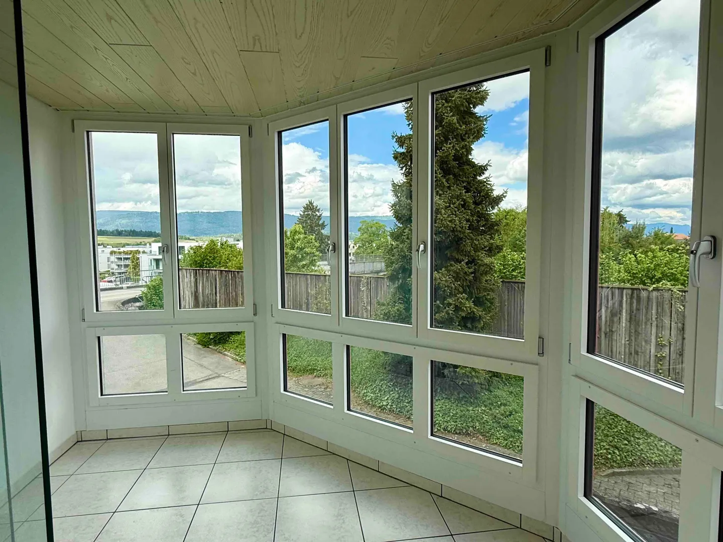 Appartement de jardin 4.5 pièces avec grand jardin - Photo 6 sur 13