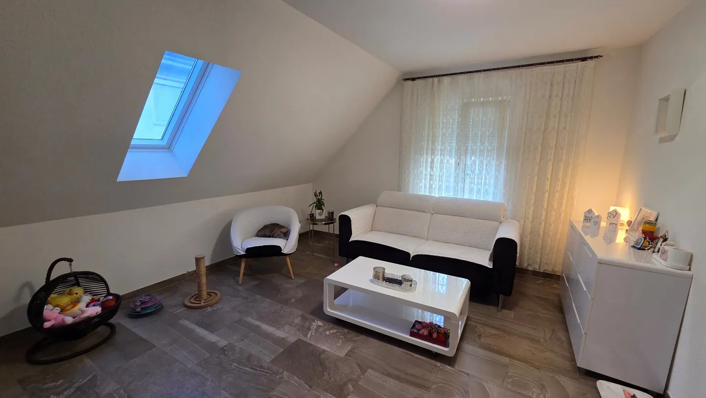 Renoviertes Mehrfamilienhaus - Foto 6 von 9