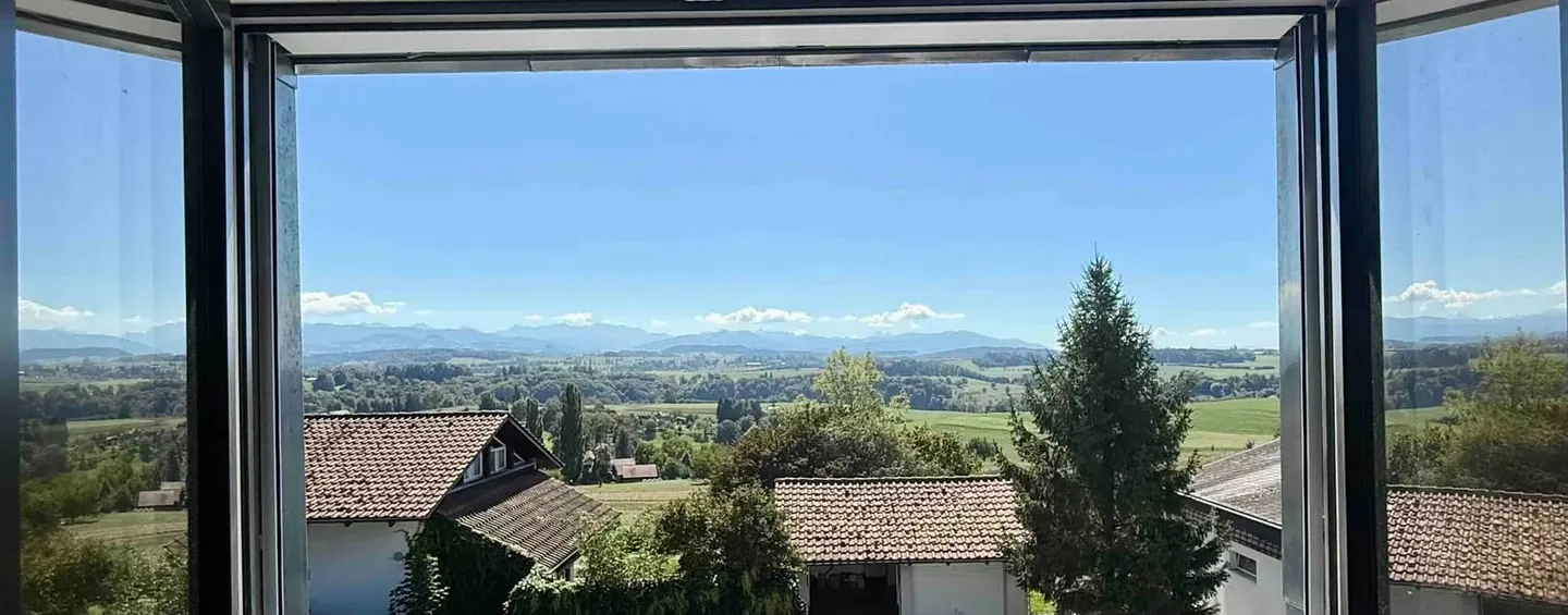 Modernes Doppelhaus in Neuenegg - Foto 1 von 11