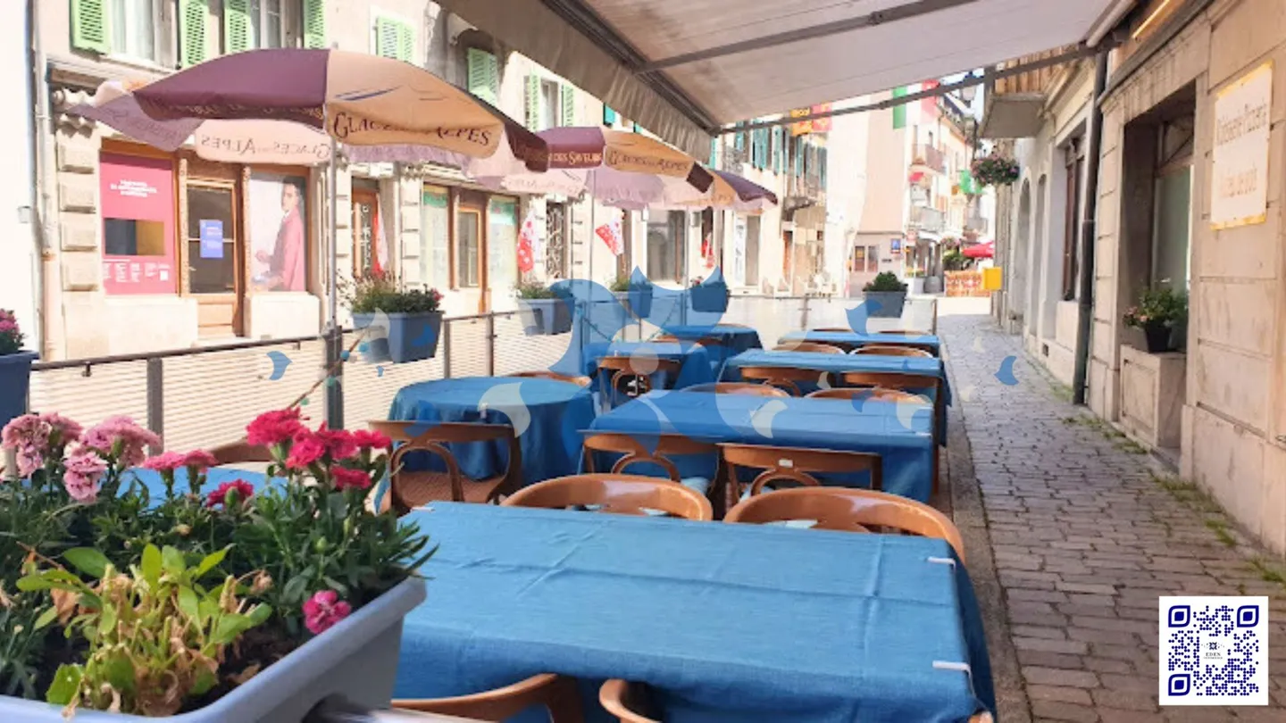 A Louer - Restaurant de caractère aux charmes authentique de 580 m² à Saint-Maurice (VS) Authenticité, volumes généreux et emplacement stratégique - Foto 1 di 1