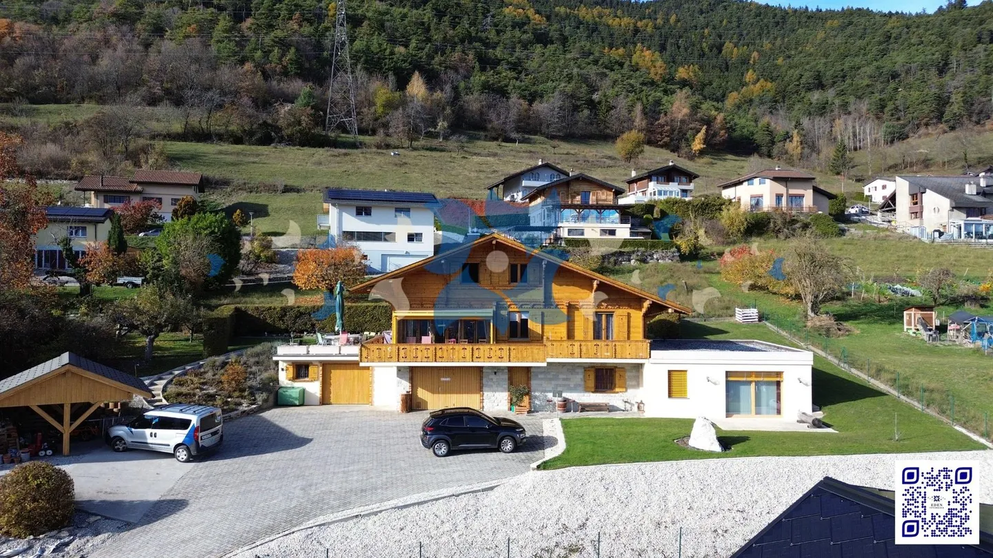 Wunderschönes 6,5-Zimmer-Haus in Erde - Ein Lichtblick am Coteau du Soleil - Foto 1 von 13