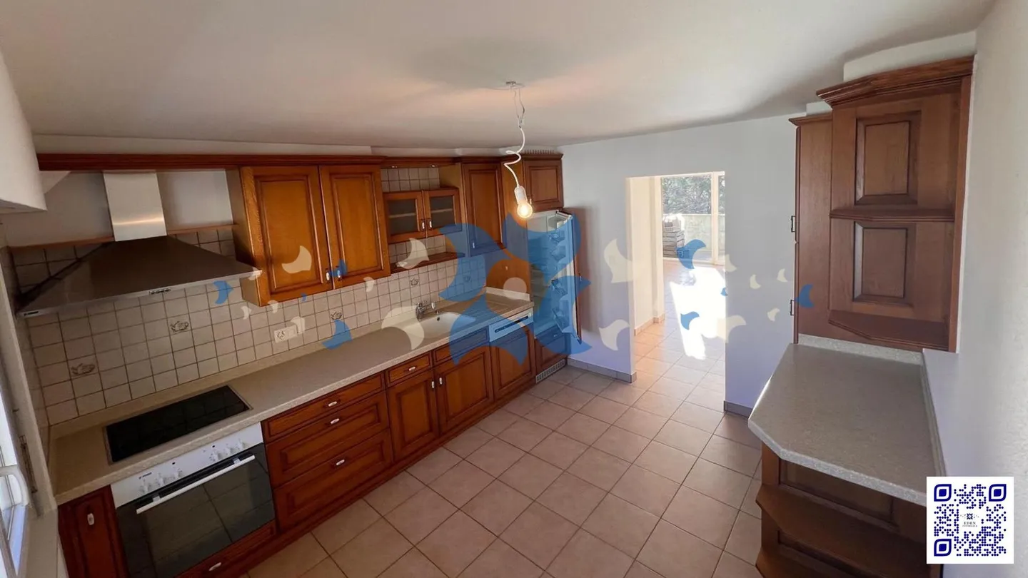 Attico luminoso di 4,5 stanze nel cuore di Fully - Vista mozzafiato e prezzo eccezionale! - Foto 2 di 3