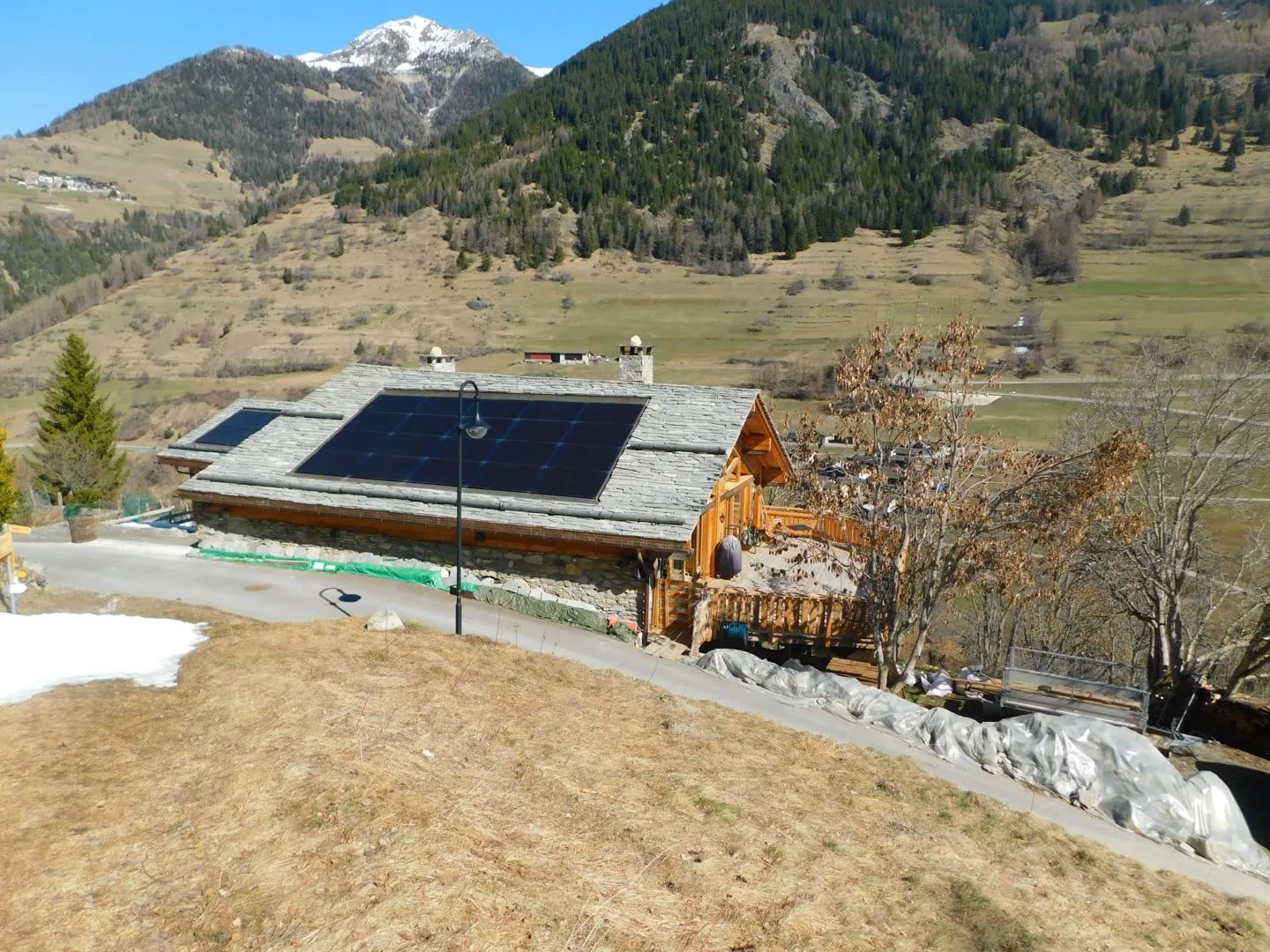 Ancienne ferme rénovée avec 2 appartements + potentiel, au calme absolu - Foto 2 di 13