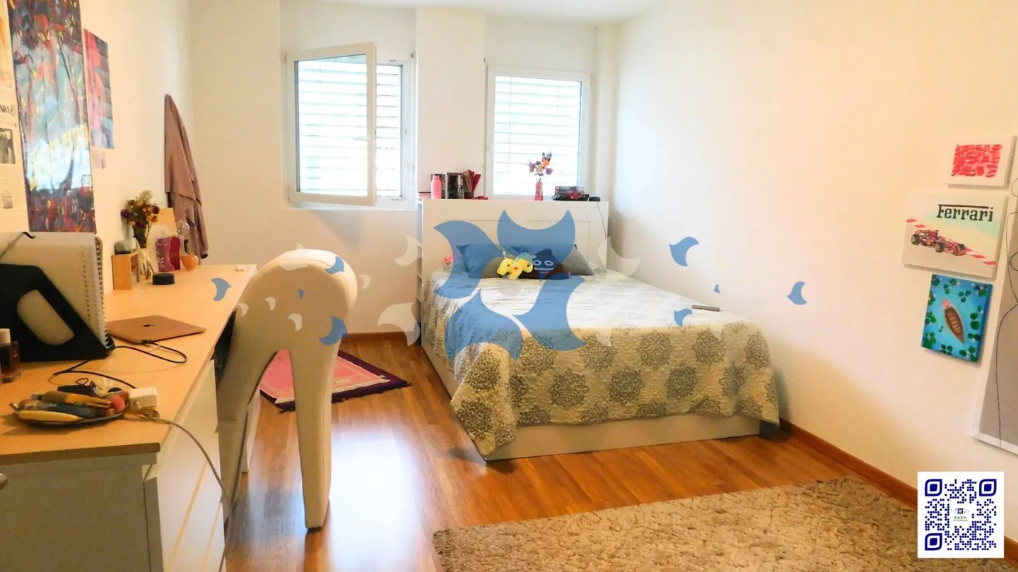 Opportunité à Martigny - Grand appartement 5.5 pièces avec balcon et garage box - Foto 2 di 3