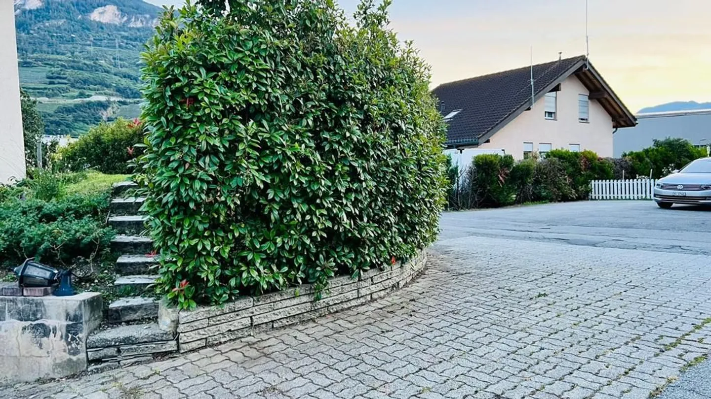 Charmante Villa mit großem Garten - Foto 12 von 13