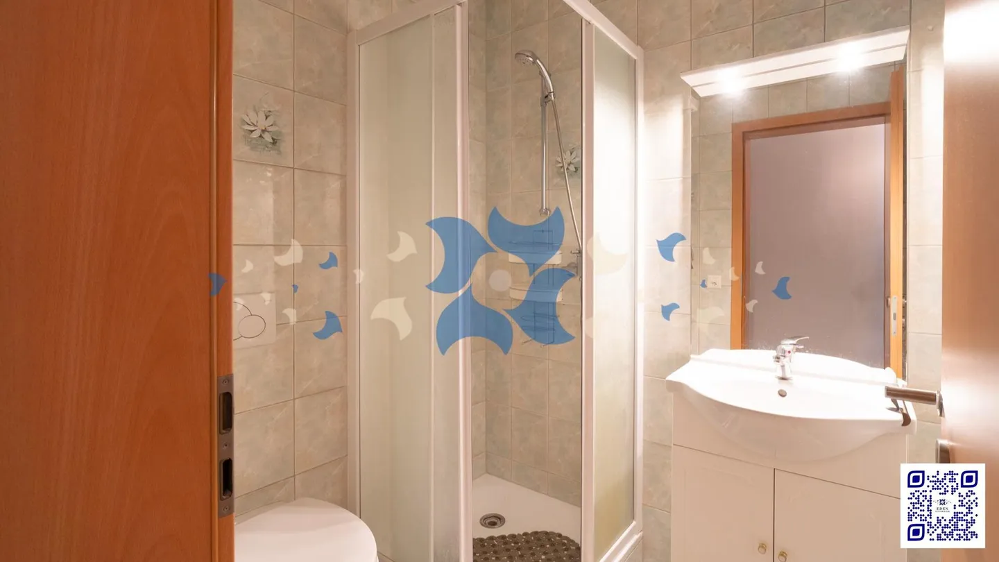 Wunderschöne Familienwohnung mit 5,5 Zimmern in Sion Champsec - Terrasse nach Südwesten - Foto 3 von 3