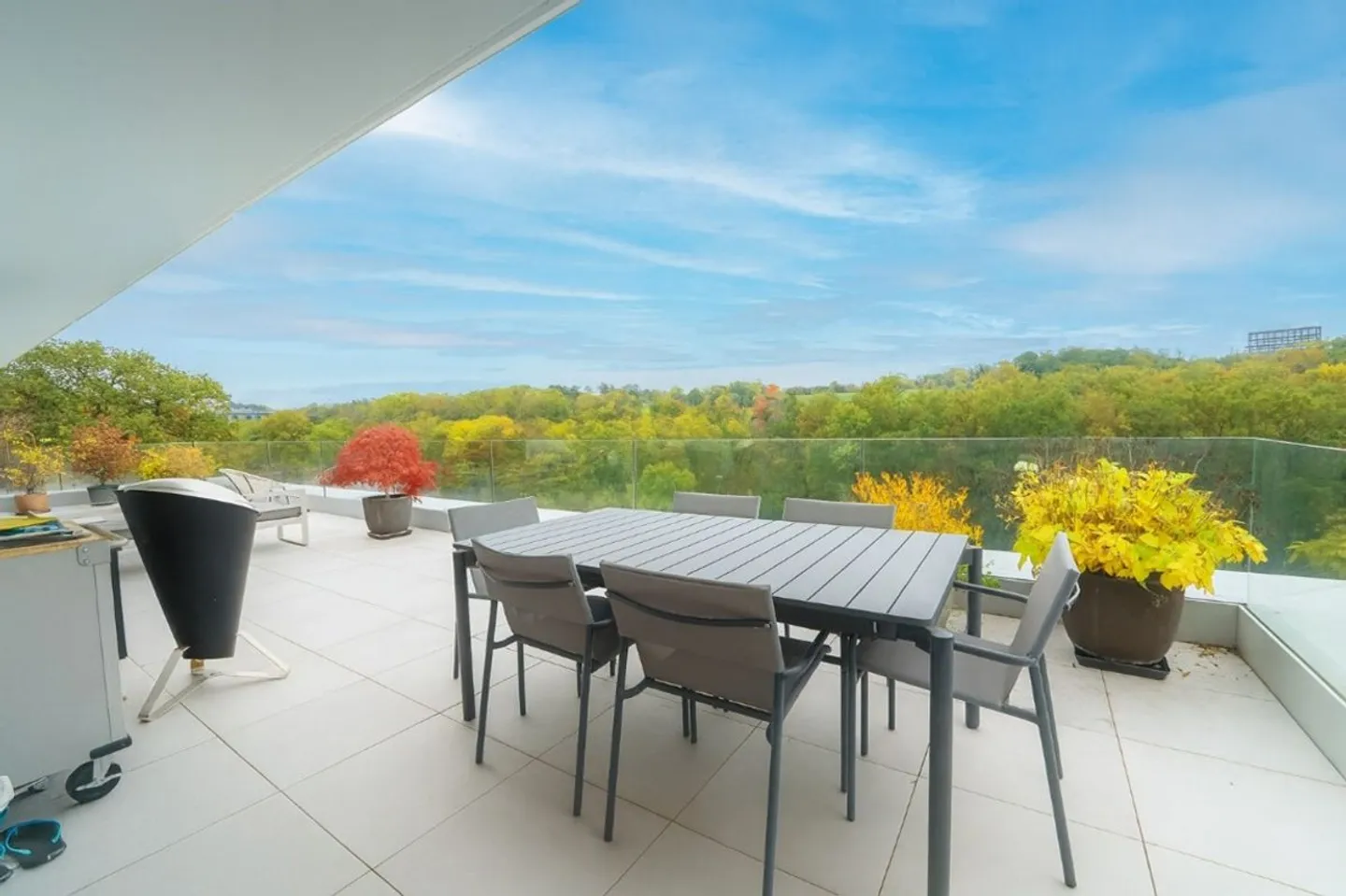 LUXURY APARTMENT Panoramic Terrace Aïre (Vernier) - Photo 1 of 10