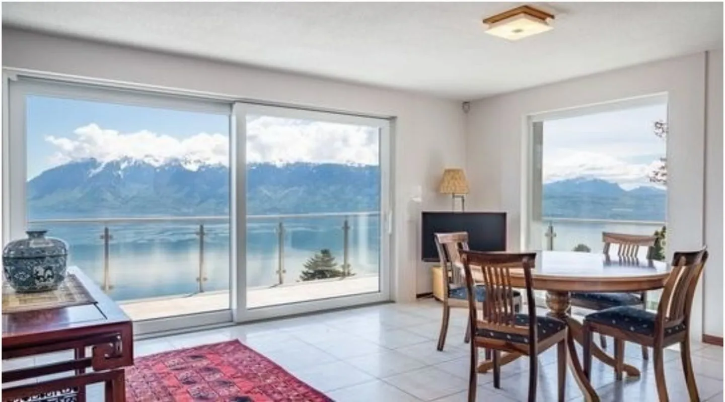 Villa avec vue sur le lac - Photo 2 sur 4