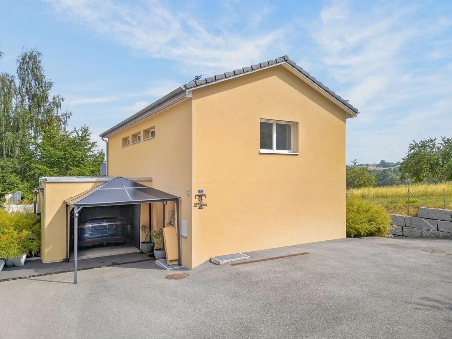 Recent family villa with heated pool and unobstructed view - Photo 12 of 12