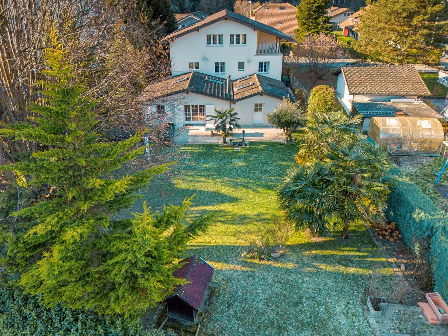 Magnificent Villa, with independent apartment and rental income - Photo 2 of 13