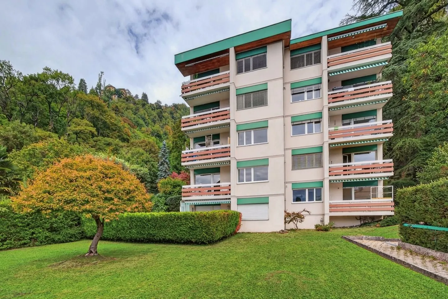 Veytaux - Charming 2.5 rooms with balcony and view of the lake - Photo 10 of 10