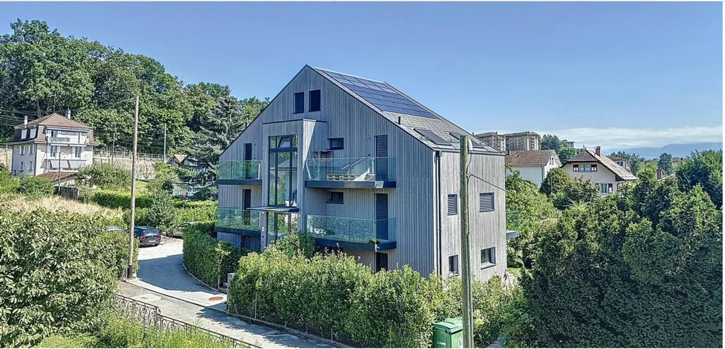 Duplex all'ultimo piano - Foto 4 di 13