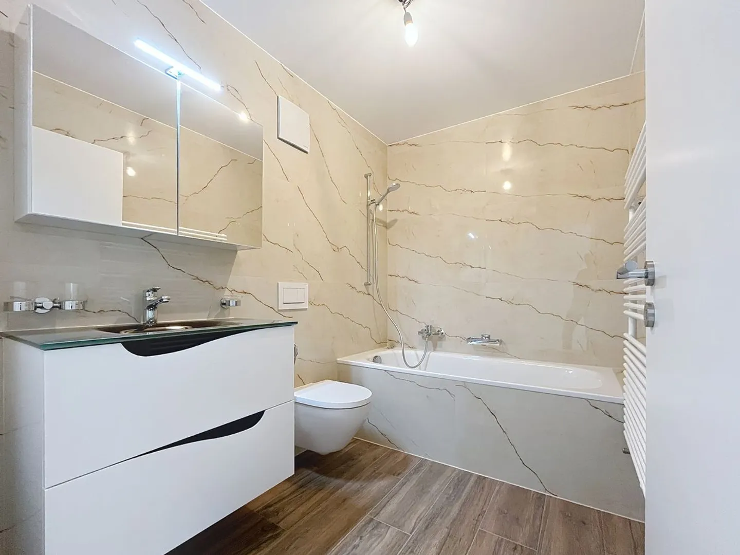 Nuovo, 3,5 locali nel villaggio di Champagne - Foto 9 di 10