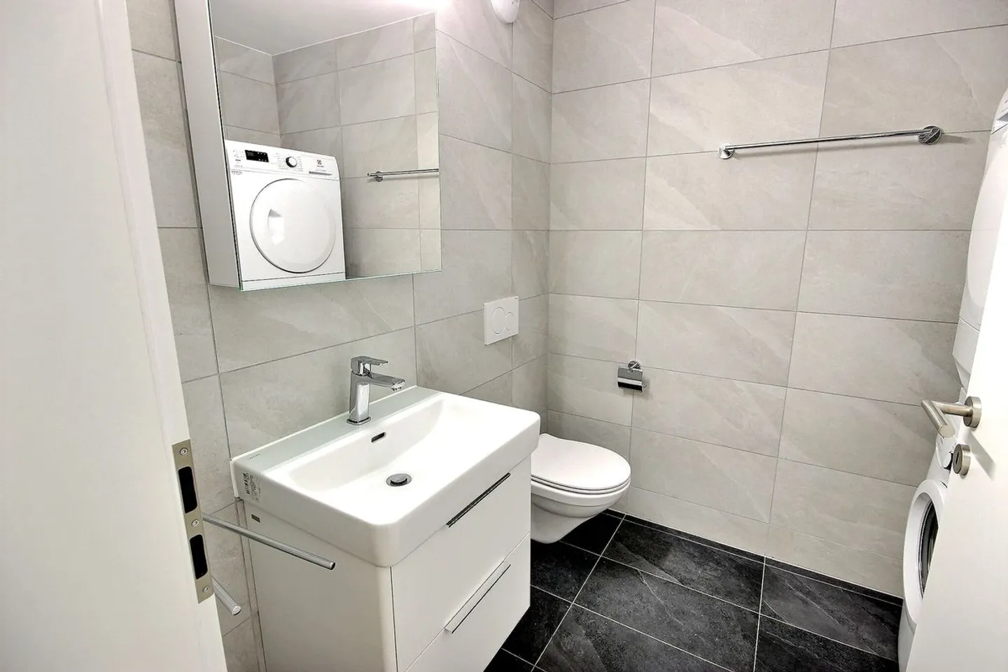Privater Garten von 136m2 - 3,5 Zimmer - Foto 10 von 11