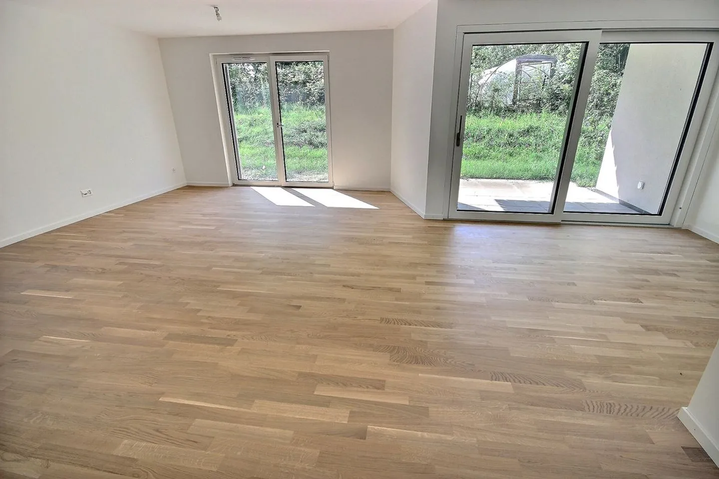Privater Garten von 136m2 - 3,5 Zimmer - Foto 4 von 11