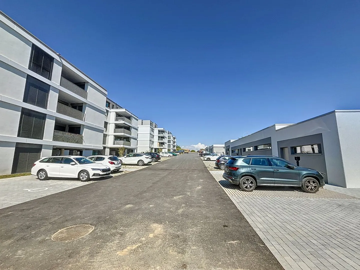 Local commercial de 95m2 + dépôt de 40m2 - Photo 6 sur 7