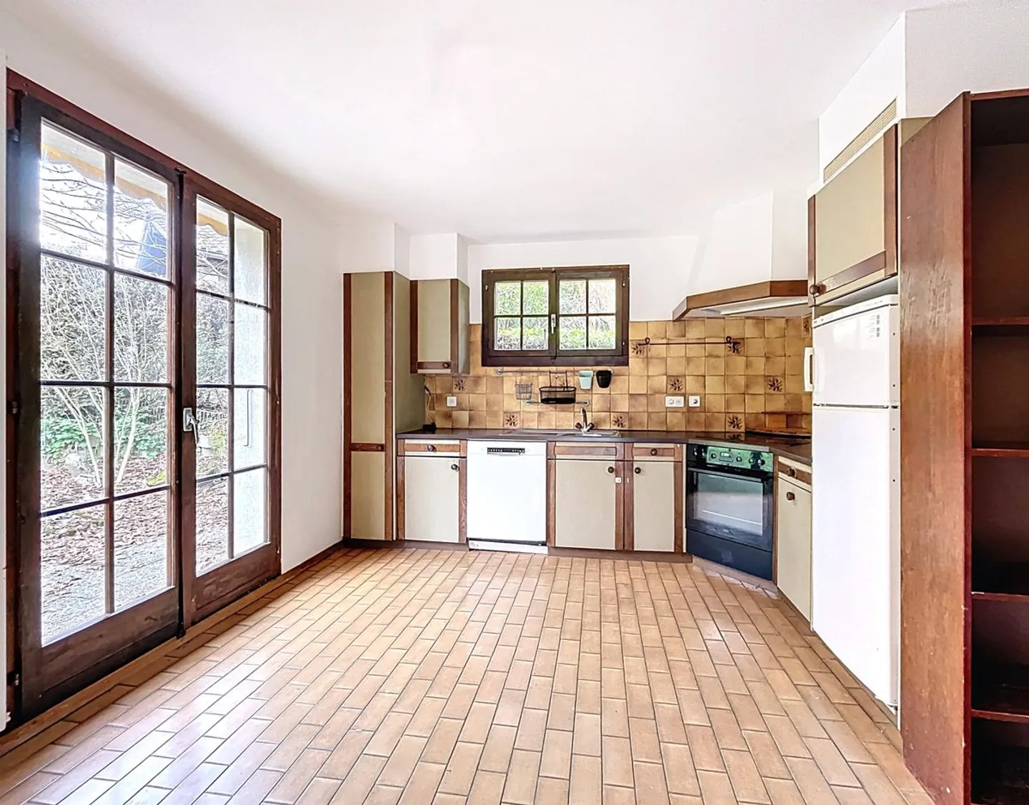 Beautiful villa to reinvent in a privileged setting - Photo 5 of 13