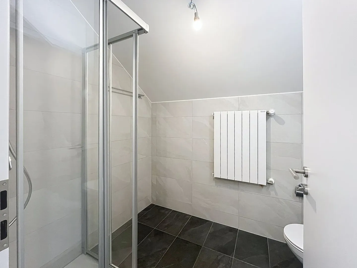 5,5-Zimmer-Duplex in der obersten Etage - Foto 11 von 13