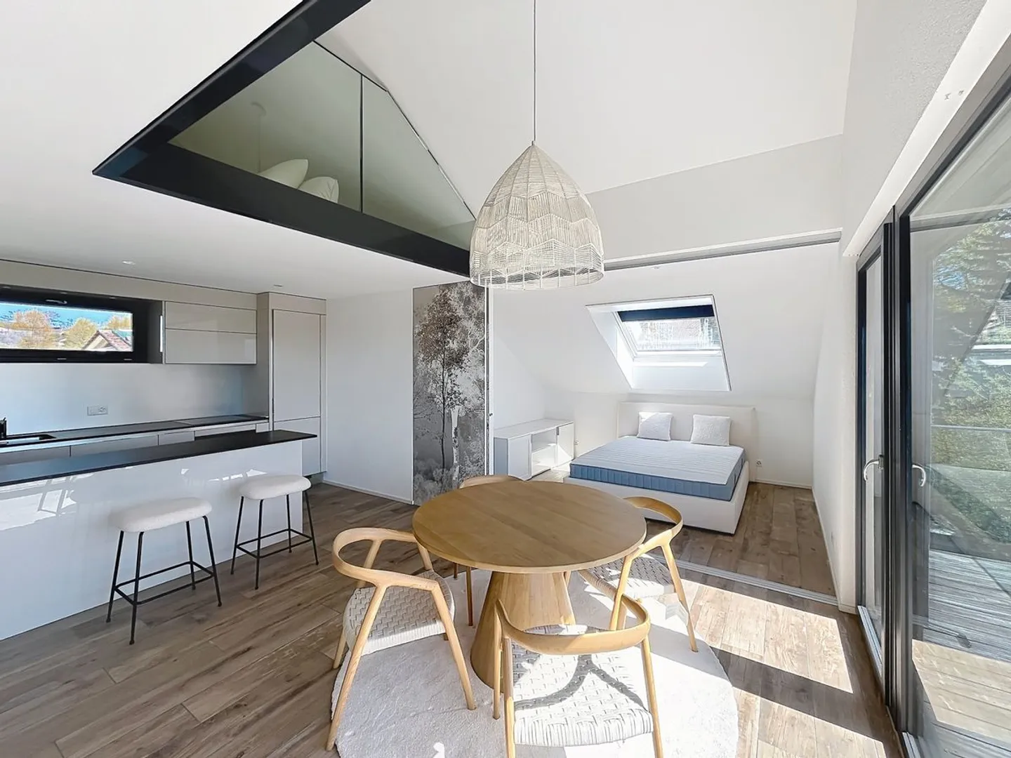 Duplex all'ultimo piano - Foto 5 di 13