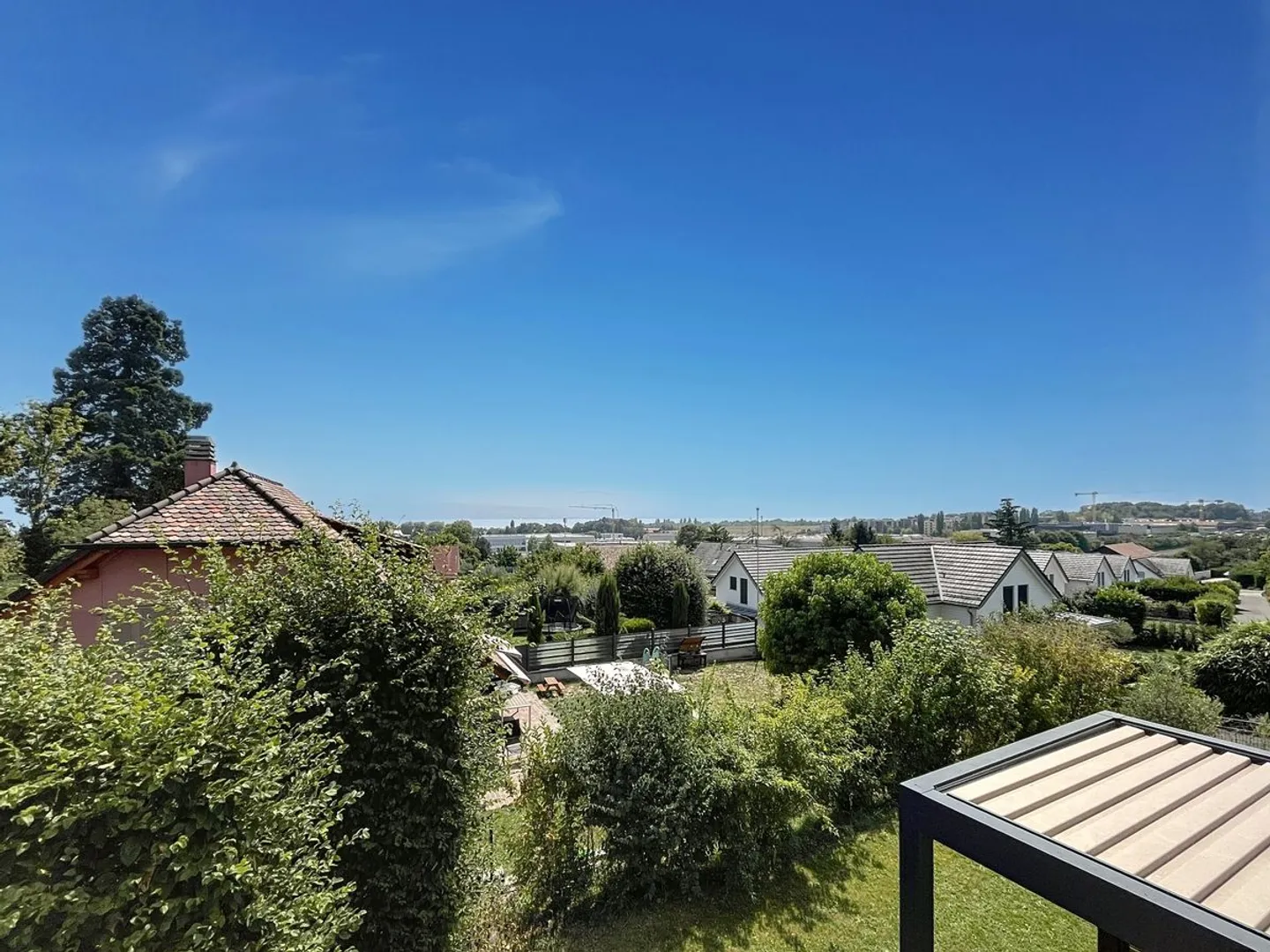 Penthouse mit 4,5 Zimmern + Büro, Garten, Terrassen - Foto 3 von 13