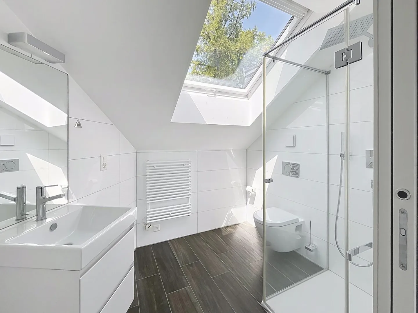 Penthouse mit 4,5 Zimmern + Büro, Garten, Terrassen - Foto 12 von 13