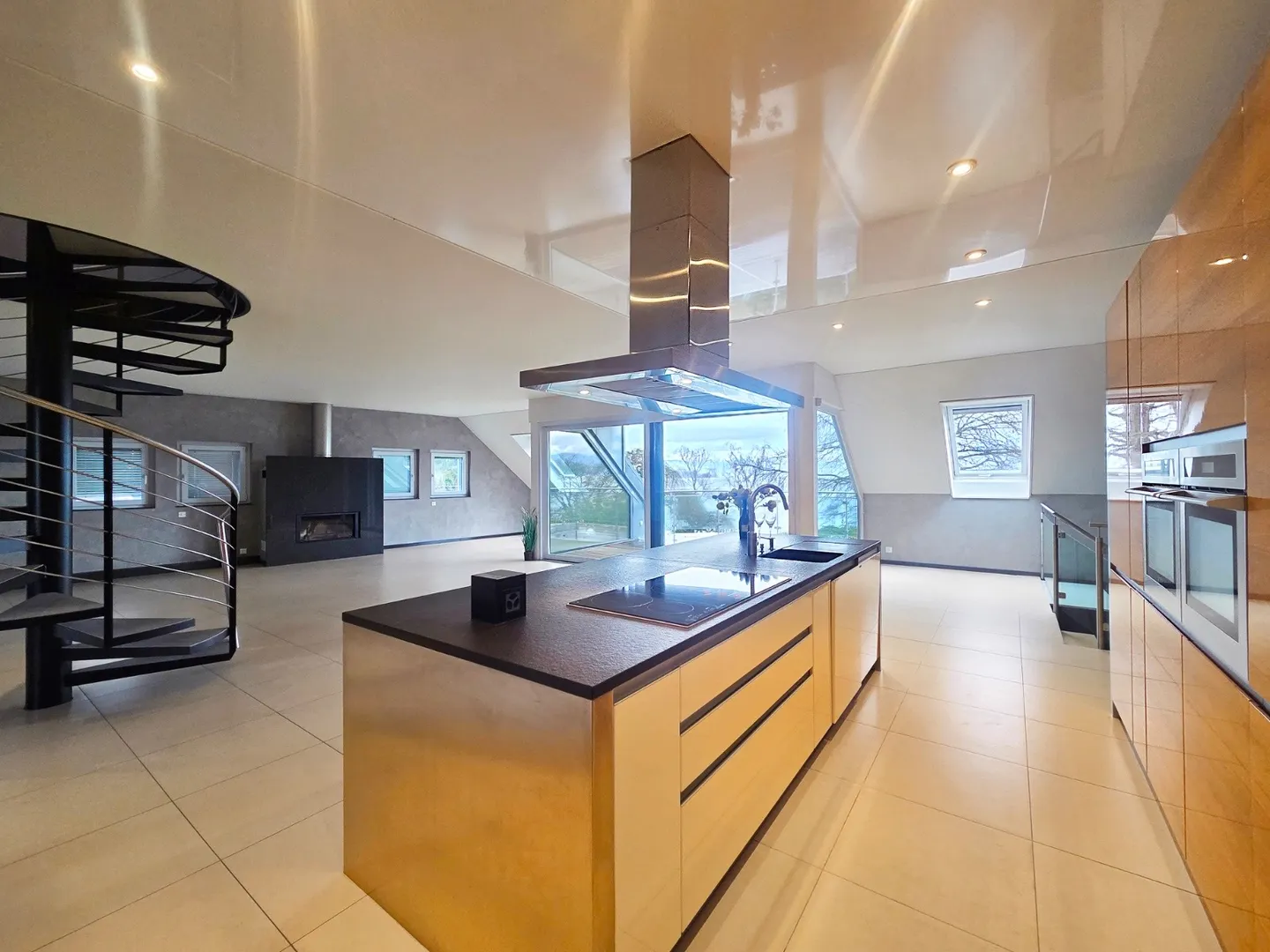 Duplex au bord du lac - Photo 2 sur 7