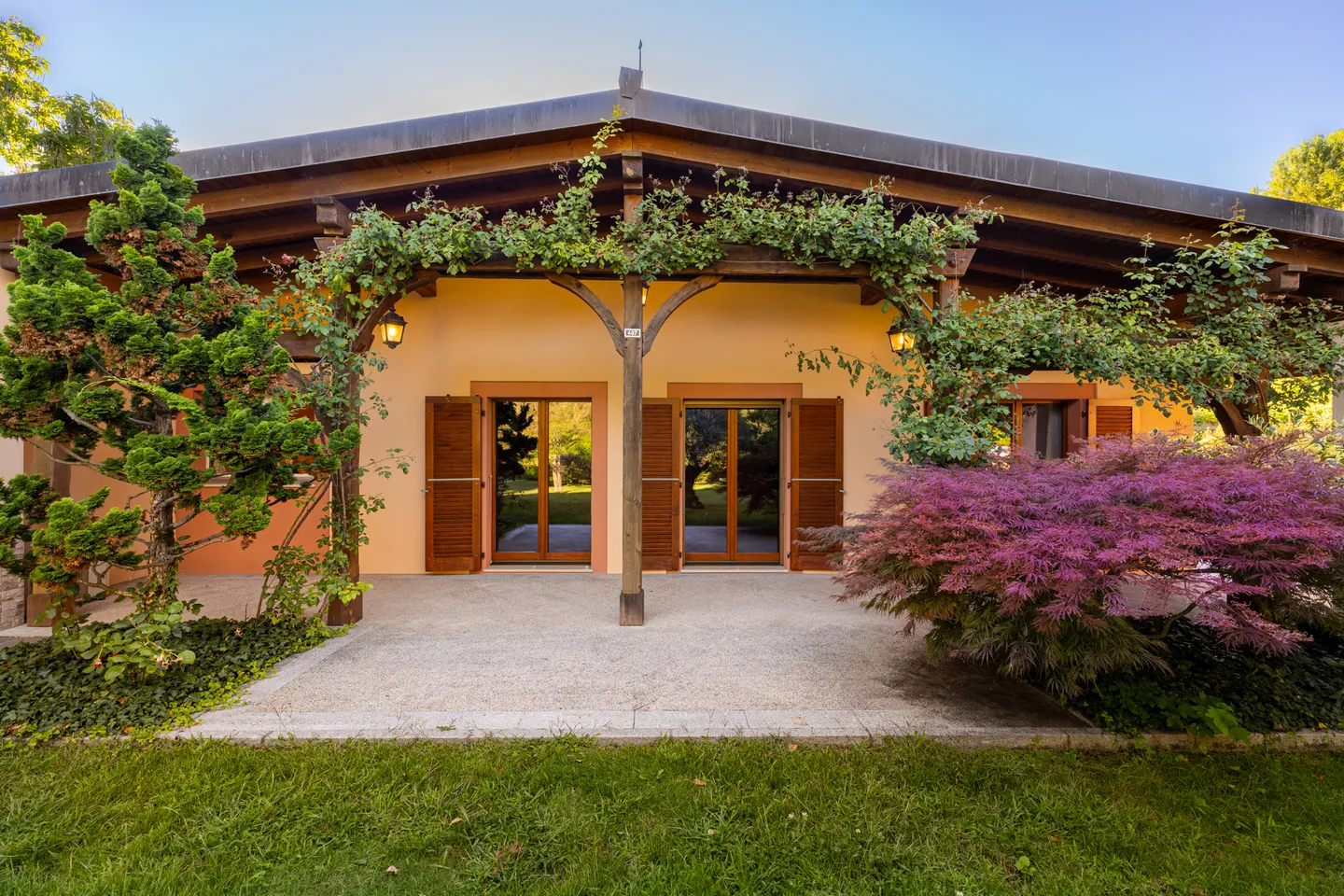 Exceptional retreat on two hectares near Lausanne - Photo 4 of 8