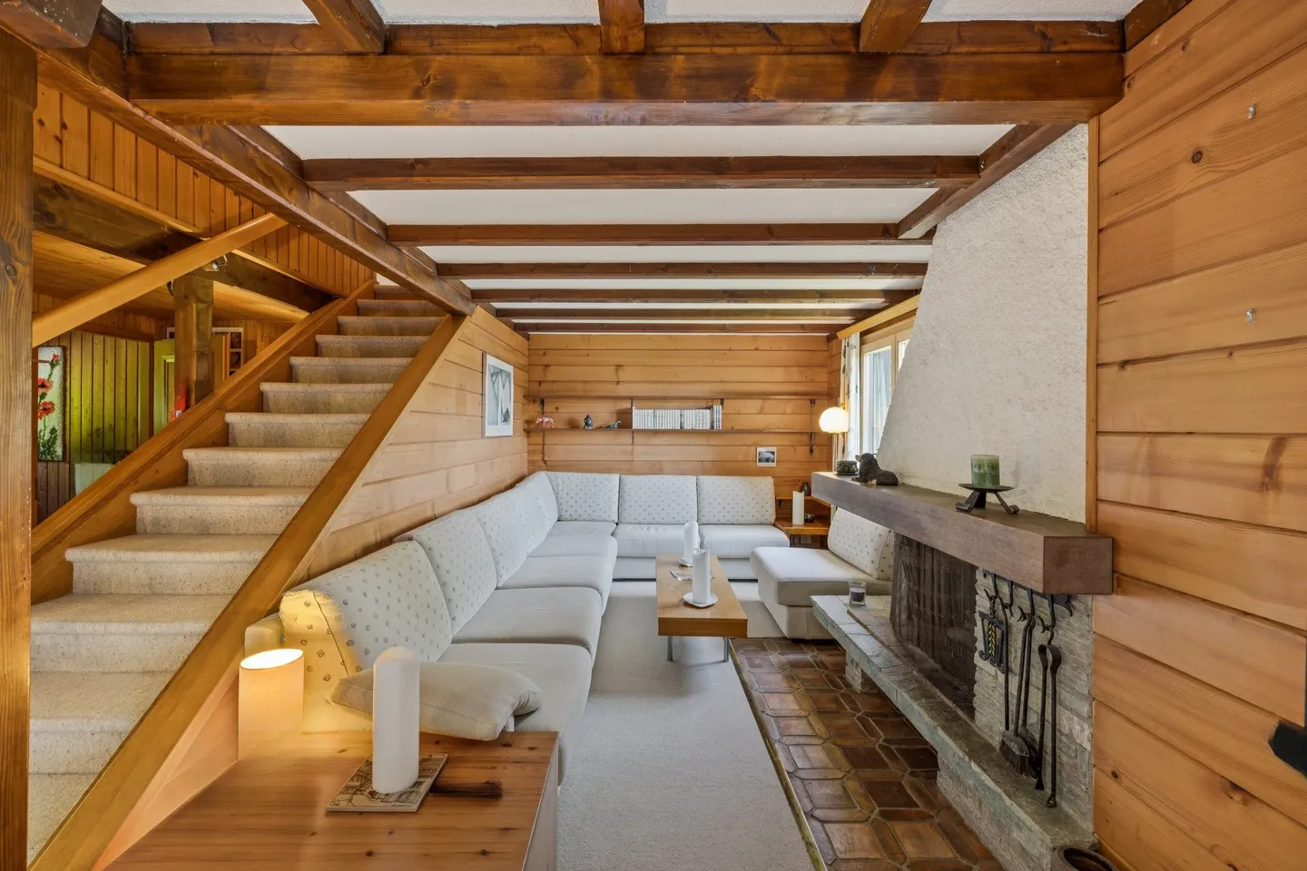 Chalet familiare spazioso con grande appezzamento e ottimo potenziale - Foto 2 di 8