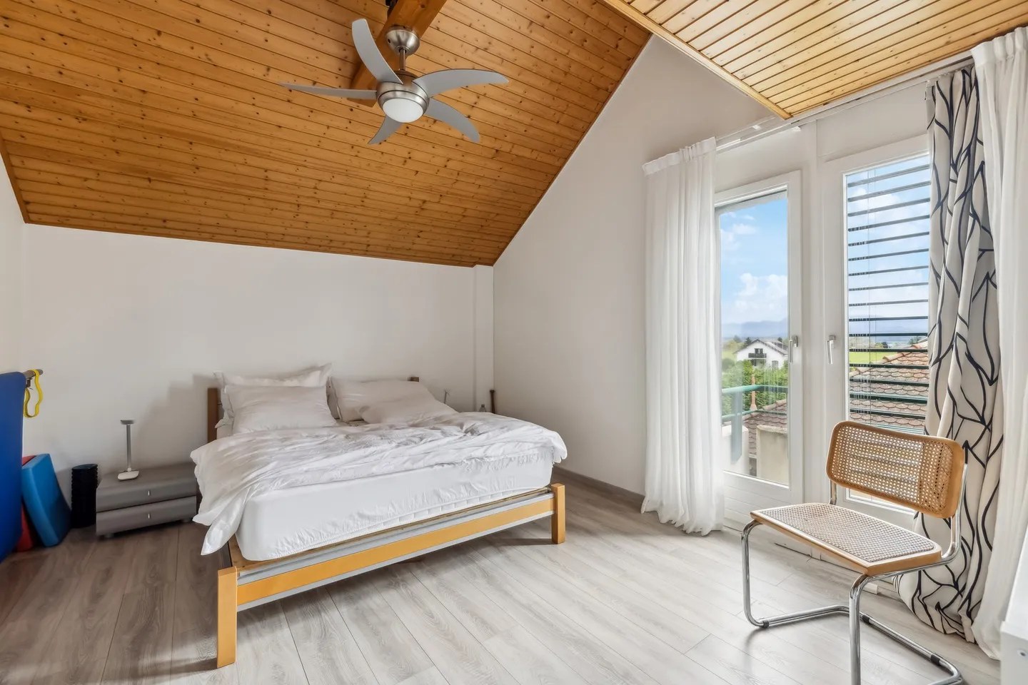 Geräumiges und modernes Doppelhaus mit Aussicht - Foto 10 von 11