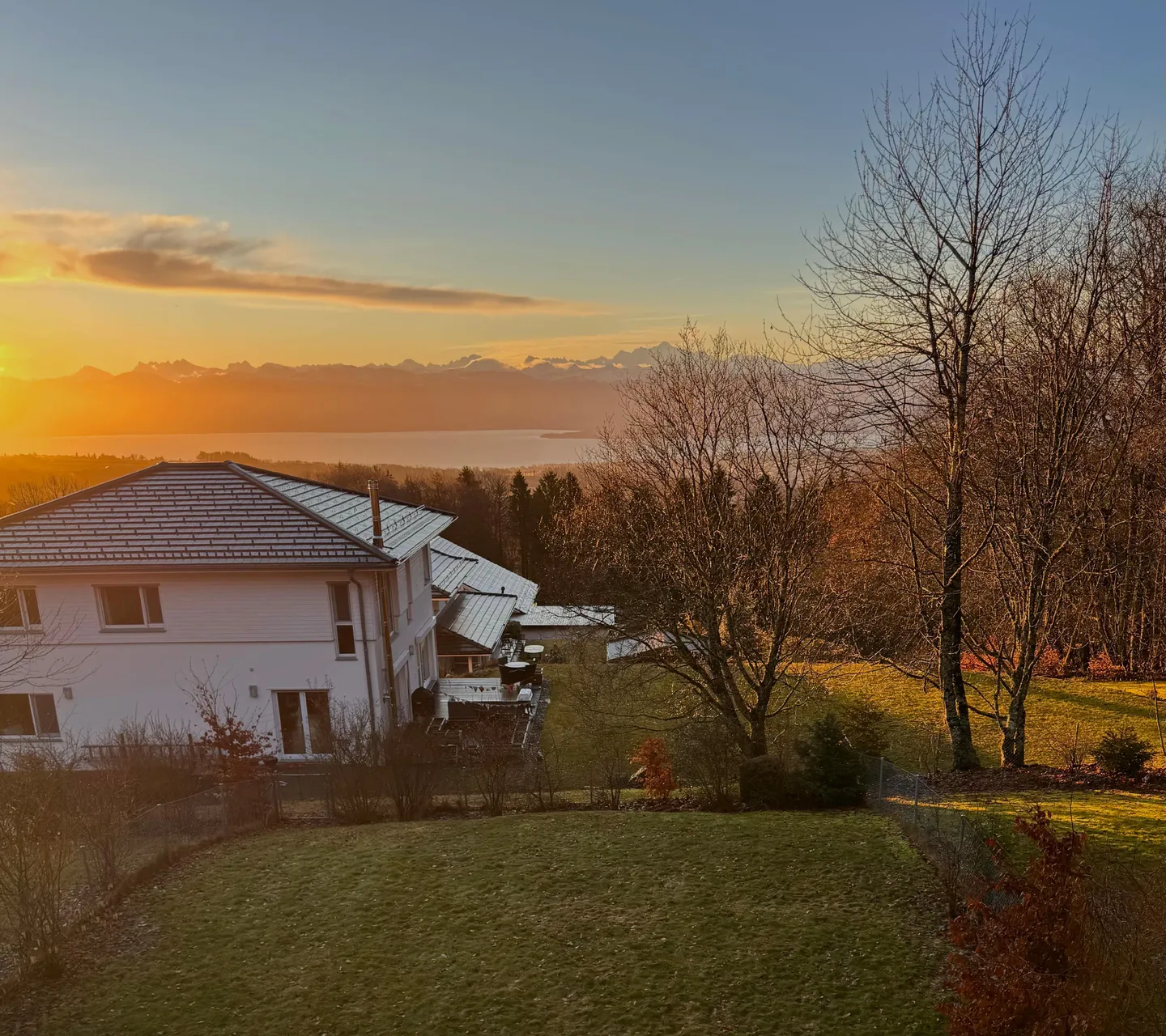 Casa contemporanea con vista sul lago - Foto 2 di 7