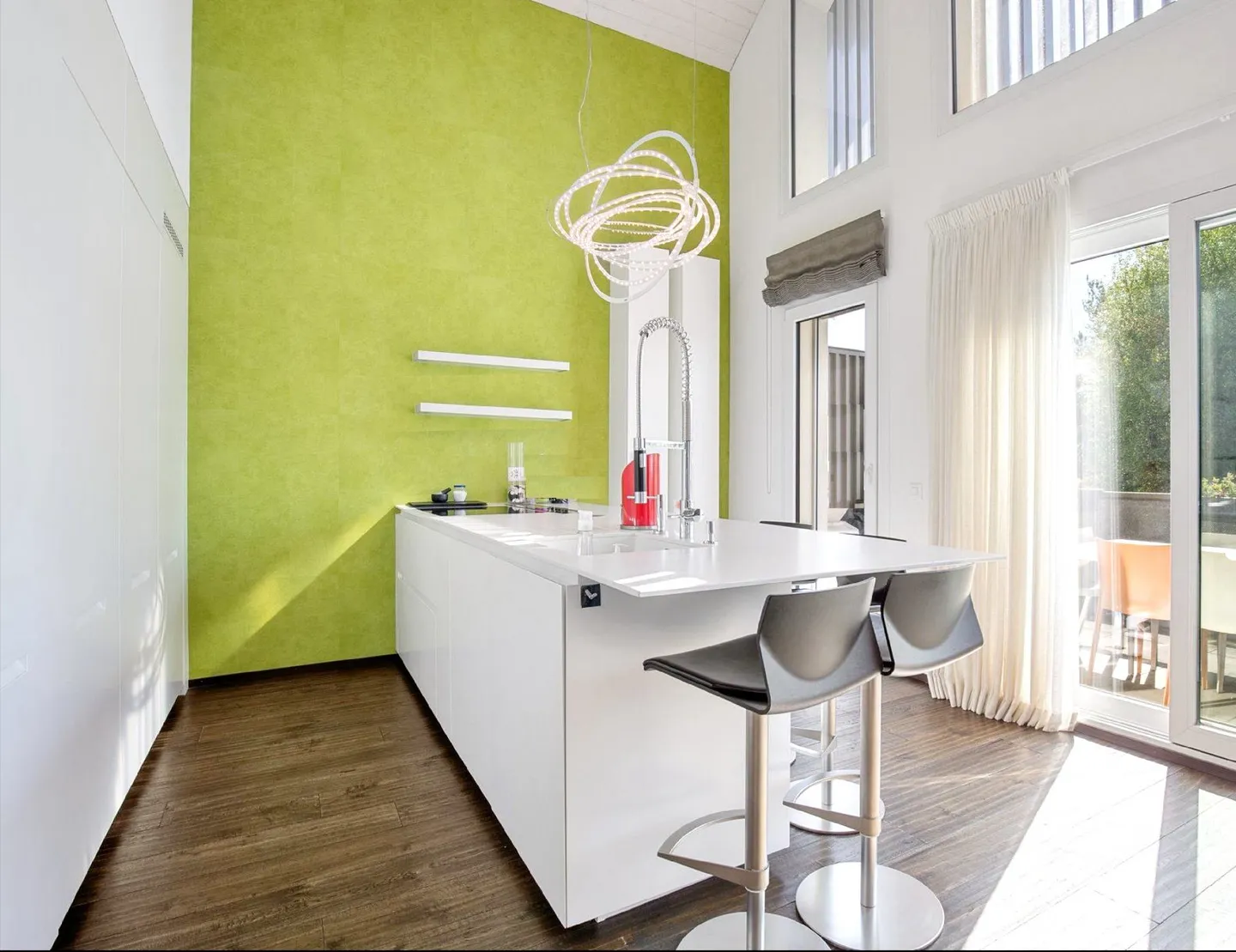 Außergewöhnliches Duplex-Penthouse in Terre-Sainte - Foto 3 von 9