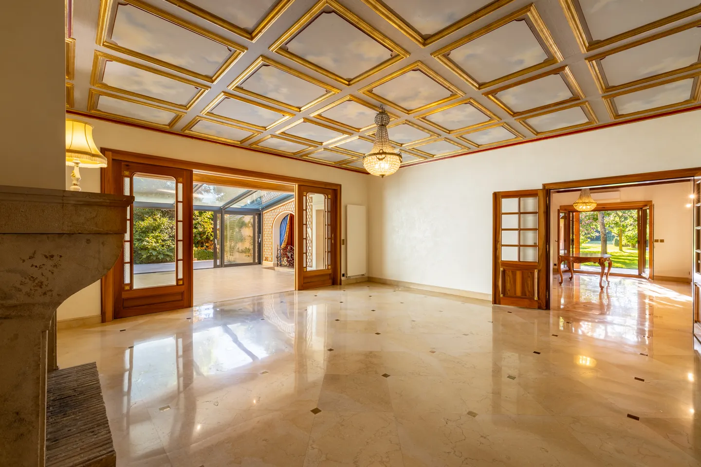 Exceptional retreat on two hectares near Lausanne - Photo 3 of 8