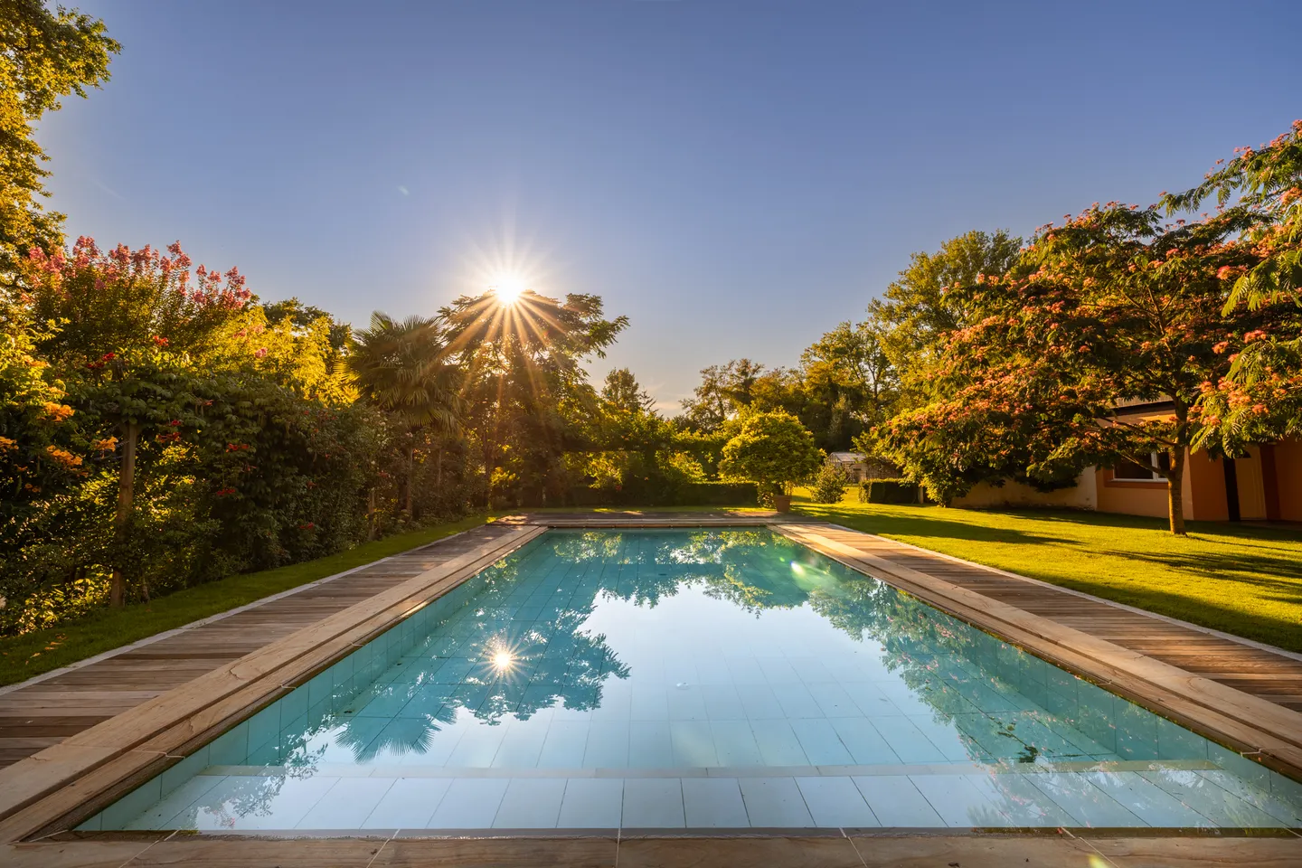 Exceptional retreat on two hectares near Lausanne - Photo 1 of 8